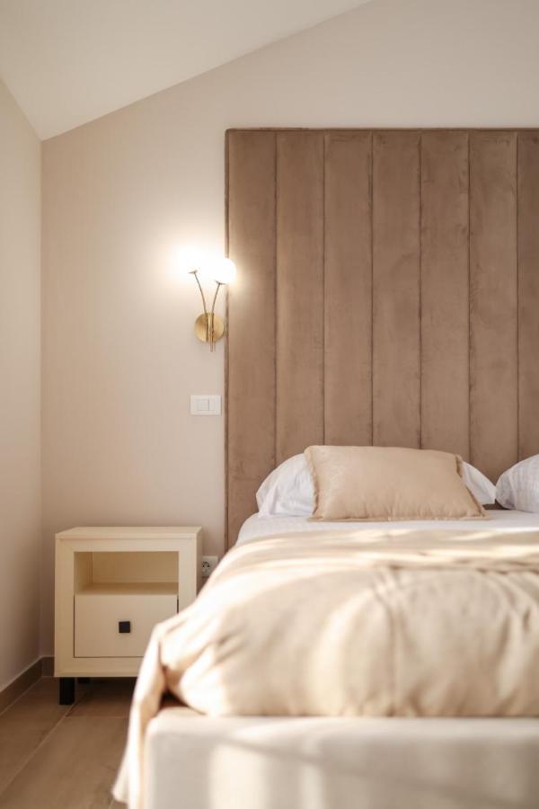 Castello Exclusive Rooms With Breakfast - By Ta Leut Agency Privlaka  Eksteriør bilde